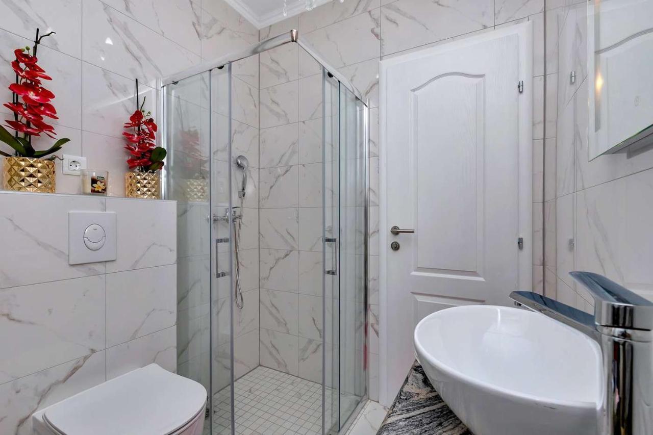 Luxurious Apartment Nino Makarska Dış mekan fotoğraf
