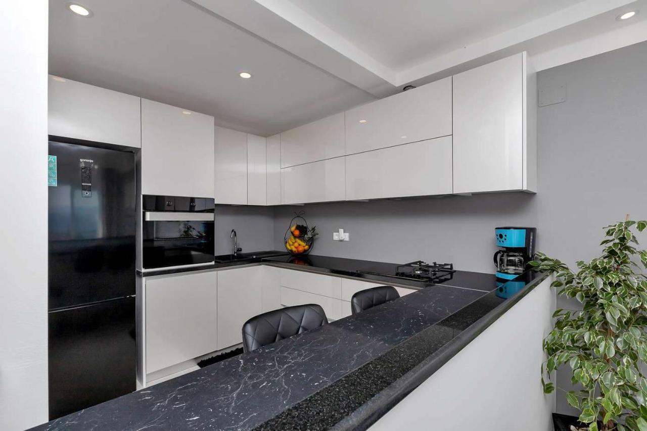 Luxurious Apartment Nino Makarska Dış mekan fotoğraf